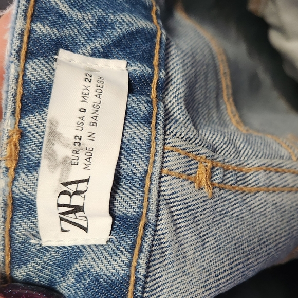 Zara Mom Jeans - Picture 3 of 3